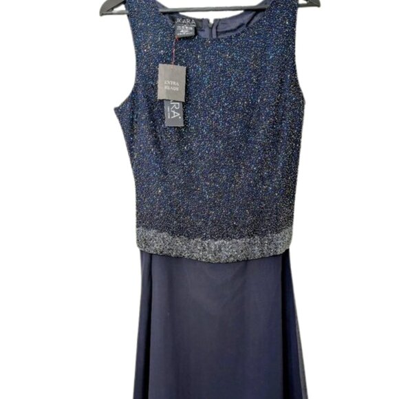 J Kara Elegant Navy Beaded Bodice W/ Chiffon Skirt New Year's Gown Size 12 NWT - Picture 1 of 13